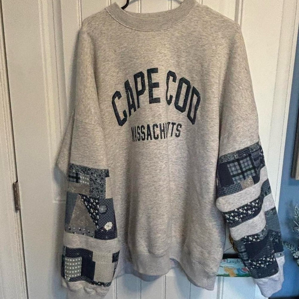 Abercrombie & Fitch Crewneck